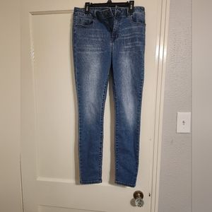 Blue Spice size 9 skinny jeans